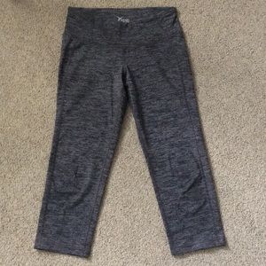 Striped cropped leggings